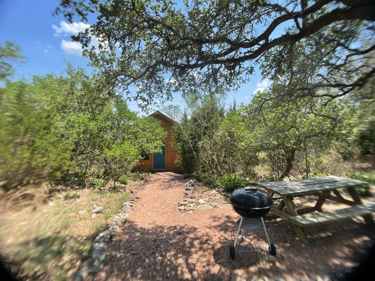 Walnut Canyon Cabins Fredericksburg Esterno foto