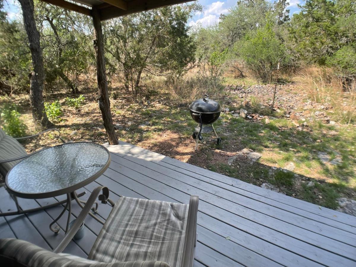 Walnut Canyon Cabins Fredericksburg Esterno foto