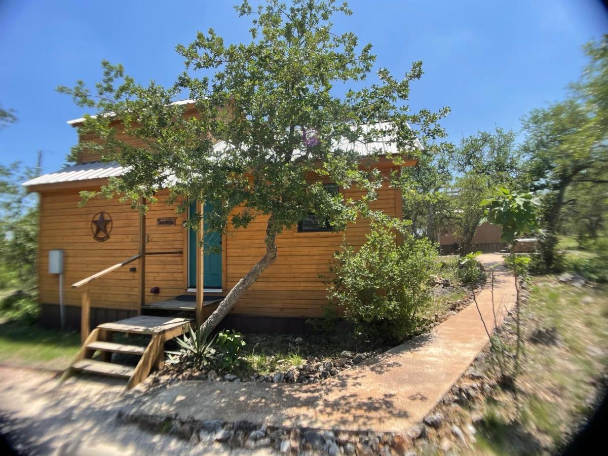 Walnut Canyon Cabins Fredericksburg Esterno foto