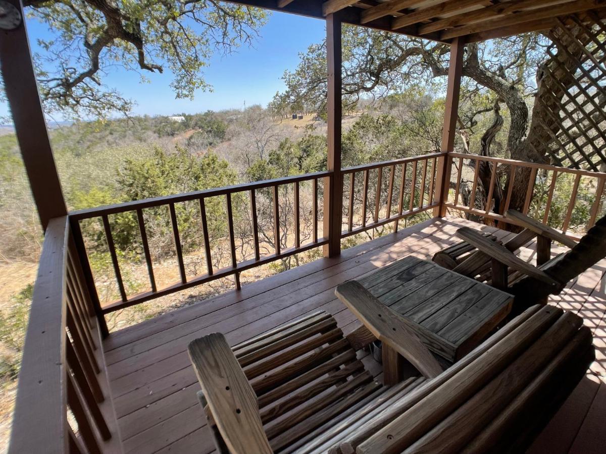 Walnut Canyon Cabins Fredericksburg Esterno foto